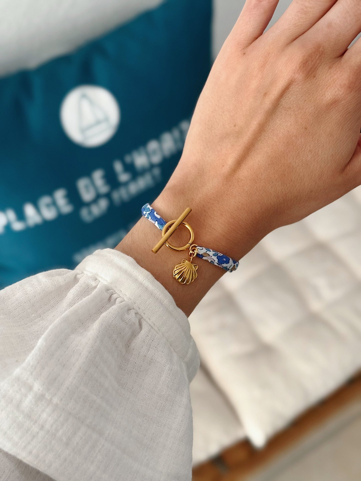 PAOLA Doré Bleu